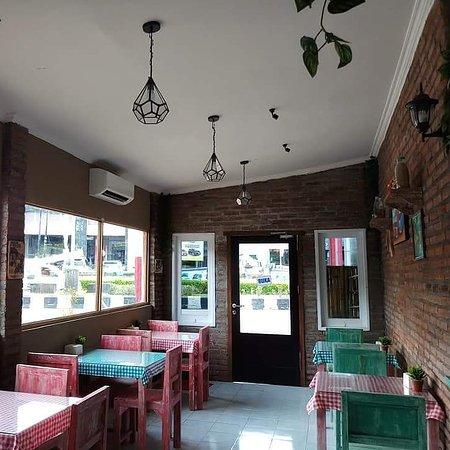 Warong Manado Bu Rati